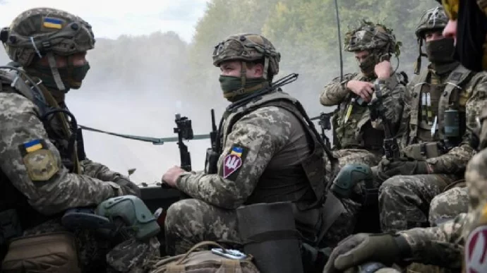 Украинский военный. Фото: армия информ