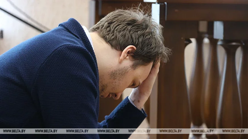 Роман Протасевич в зале суда. Фото: БелТА