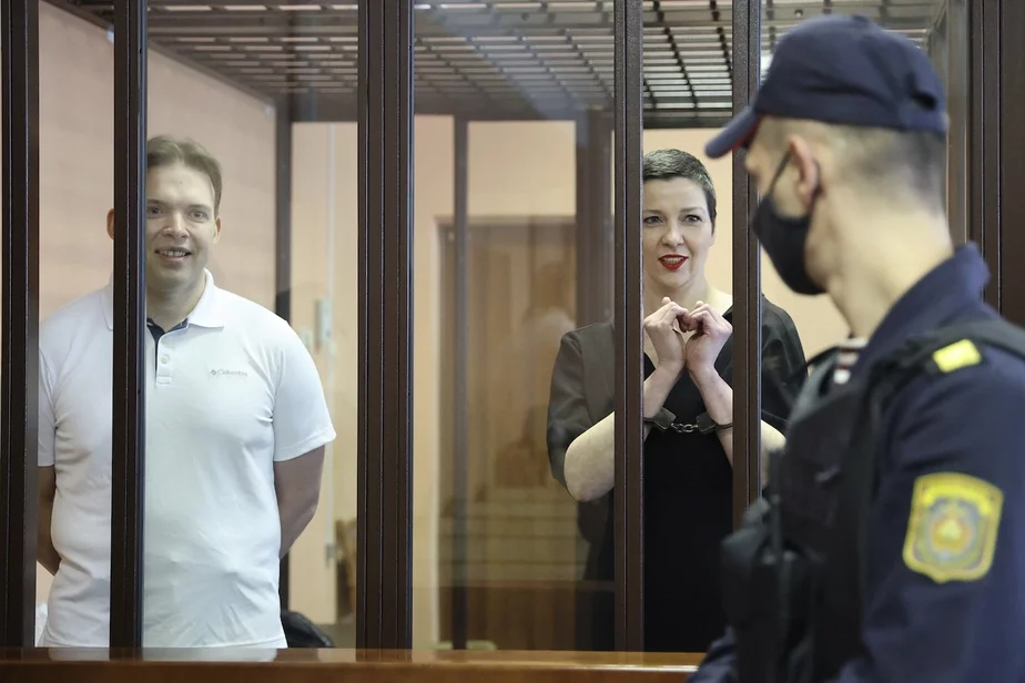 Максим Знак и Мария Колесникова в суде. Фото: BelTA via AP